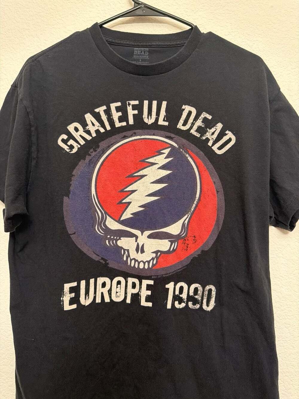 Grateful Dead Europe 1990 Steal Your Face T-Shirt - Picture 2 of 4